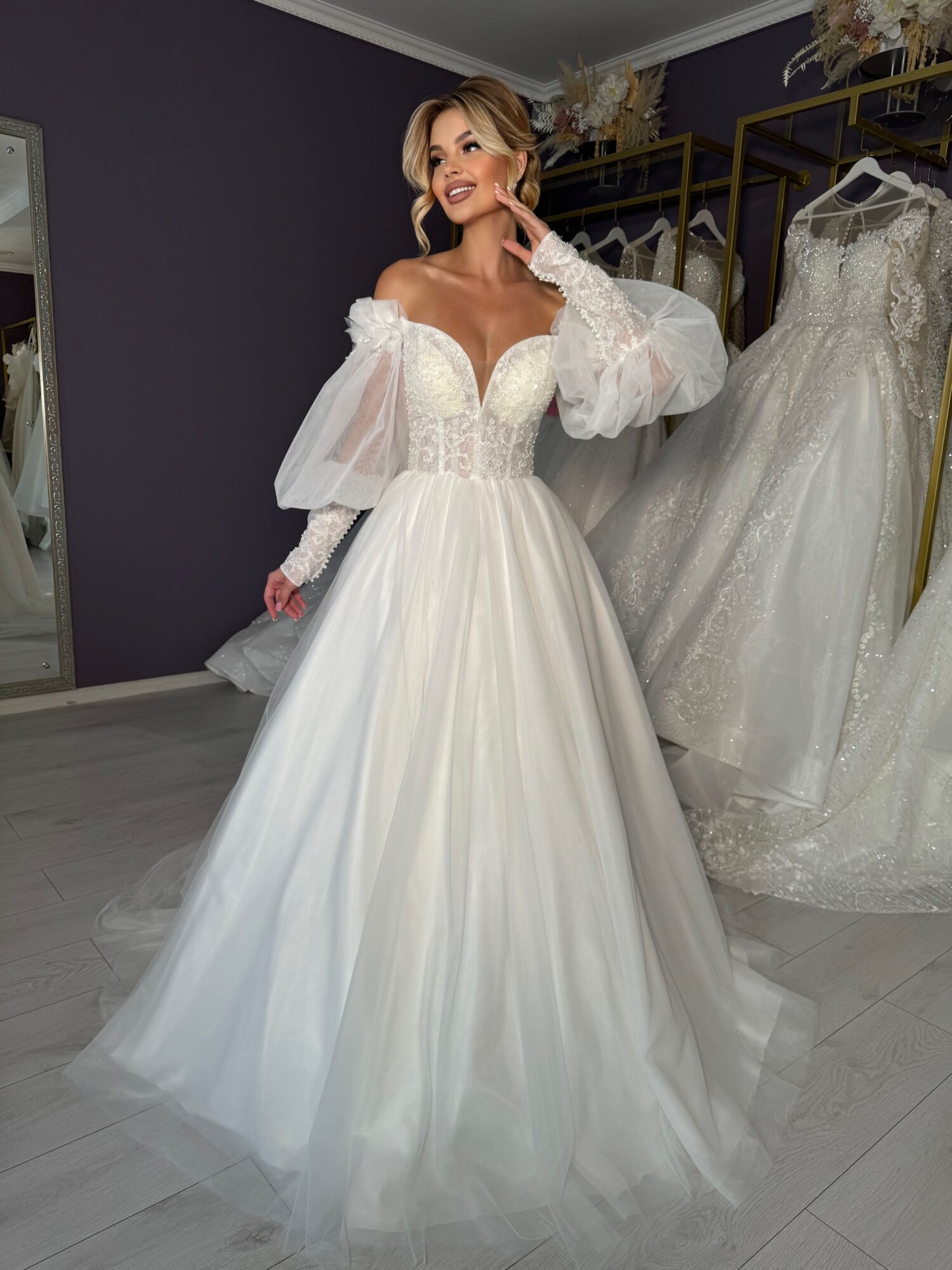 Свадебное плать MissMonroe Распродажа свадебных платьев в Краснодаре